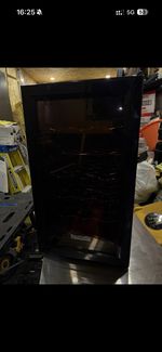 Baumatic Wine Cooler/Holds 12+ bottles/65 Litre/50W/Light/Glass/Size in photos