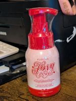PLouise foaming fantasy foaming body wash