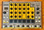 Akai Tom Cat TOMCAT Analog Drum Machine + UK Power Supply