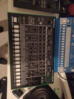 Roland Aira TR-8 Rhythm Performer Drum Machine  Boxed TR8 TR 8