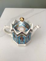 Sadler Vice Admiral Lord Nelson teapot