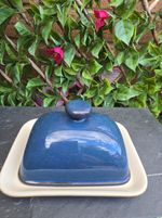 Denby Boston Blue Lidded Butter Cheese Dish Denim Blue Cream Coloured Dish