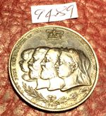 VICTORIA DIAMOND JUBILEE 1897 MEDAL 4 Generations of Royal Family - Job lot 9489