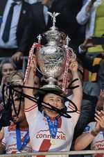 MIKEY LEWIS HAND SIGNED 6X4 HULL KINGSTON ROVERS PHOTO, KR, CHALLENGE CUP