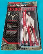 Hoyt Archery QuikFletch Twister Vanes 6 Pack Red and white. ( new / old stock)