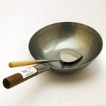 14" Round Based Carbon Steel Wok (Commercial Quality) & Wooden Handle Wok Shovel