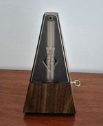 Wittner Mechanical Analogue Metronome, Plastic Body, Brown & Black Colour