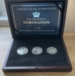 H.M. the Queen’s Coronation 65th Anniversary £5 Set