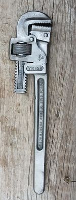 Vintage Trimo Stillson's Adjustable Pipe Wrench.  Made In The USA PAT'D 6/20/16.