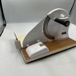 1970s Vintage Manual Meat/Bread Slicer. Used Still In Good Working Condition.