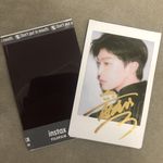 Fan Chengcheng's autographed 3-inch Polaroid Authentic Card 范丞丞
