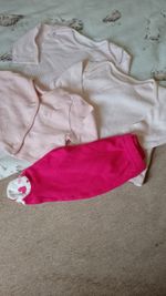 4 ITEM BUNDLE GIRLS CLOTHES TOPS, LEGGINGS, CARDIGAN - 0/3 MONTHS.