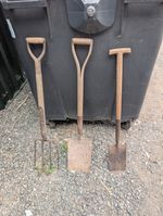 Bundle Elwell Garden Spade, Spear Jackson Fork & Parkes & Co Spade Vintage