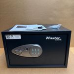 Master Lock X125ML Large Digital Security Safe - New In Box (Missing Key Cover)