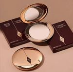 UK Charlotte Tilbury Airbrush Flawless Finish Powder Full Size 8g Fair or Medium