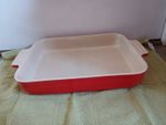 Le Creuset Red Baking Dish. Rectangular  3 Litre Capacity Very Good Condition