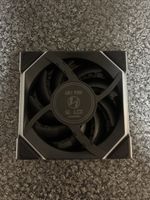 Lian Li 120mm Reverse LCD Wireless SL Fan