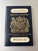 Vintage British Passport 1985