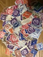 GB QEII USED WILDING DEFINITIVE STAMPS - 50 GRAMS OFF PAPER KILOWARE UNSORTED