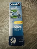 Oral-B PRO White Precision Clean Replacement Electric Toothbrush Heads Pack of 8