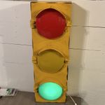 Tezoro Lighted Traffic Light Wall Decor Sign Red Yellow Green