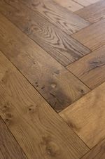 £48.99 - Herringbone Parquet Oak Antique Brown Flooring - 15x4x125 - SAMPLE