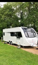 Swift Sprite Quattro EW Vogue Spinney Edition 6 Berth Twin Axle bunks fixed bed