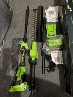 Greenworks 40V 51cm Pole Hedge Trimmer Cordless Long Reach, Used Once