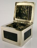 STUNNING INDIAN SOLID SILVER MOSS AGATE BOX c1920 ANTIQUE 78g