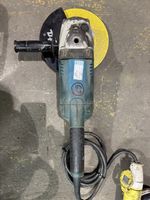 Makita 9020 9”Grinder Good Condition Fully Working