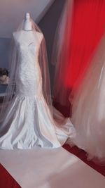 sweetheart wedding dress size 4 ivory + long 100cm train