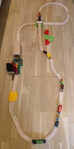 Genuine wooden Brio Train Set Bundle, Including Trains (2 electric)+ accessories