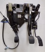 OEM CHEVROLET SPARK CLUTCH PEDAL BOX  &  CABLE 2010-2013 (NOT ELECTRIC THROTTLE)