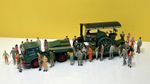65 pcs SCENERY PEOPLE CHARACTOR FIGURES 1:48 1:50 SCALE/ MODEL NOT INCLUDED NEW