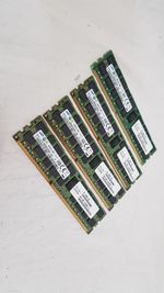 Samsung (4x16GB) 64GB 2Rx4 PC3L-12800R ECC Server Memory RAM