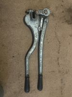 Roper Whitney No 8 Hand Punch 1/4 Capacity Through 1/4 Iron Made In USA