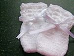 LOVELY HAND KNITTED BABY MITTENS IN WHITE SIZE 0-3 MONTHS (6)
