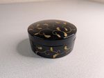 Black Lacquer Kogo Arabesque Maki-e Style Honen Memorial Boxed
