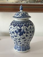 Antique Chinese Blue and White Jar Vase KANGXI MARK QING