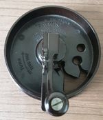 Vintage Bakelite  Patwin Rug Wool Cutter. Patons & Baldwins Ltd