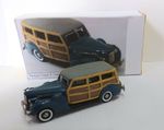 Mint In Box 1 of 1   1940 Packard Woodie Estate Car 1/43