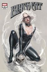 BLACK CAT #11 Natali Sanders Variant Cover NM LTD To 1500 RARE Bagged & Boarded