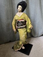 Vintage/Antique Japanese Kyugetsu, Geisha Figurine, Traditional Silk Kimono £40