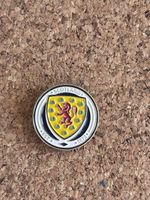 Scotland National Football Team Enamel/Metal Pin Badge.price includes postage uk