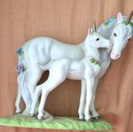 White Unicorn Mare & Foal Figurine Ornament - Mythical Creatures