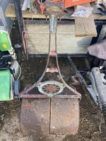 VINTAGE HEAVY GARDEN LAWN ROLLER Heavy Duty
