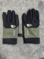 Tnf Black And Green Gore Tex Gloves