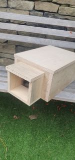 Hedgehog House / Feeding Station