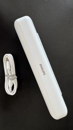 Philips Sonicare Toothbrush Travel Charging Case and Cable HYTC01 7100 series