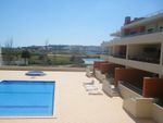 WESTERN ALGARVE, MEIA PRAIA APARTMENT, HOLIDAY HOME FOR RENT OVERLOOKING POOL
